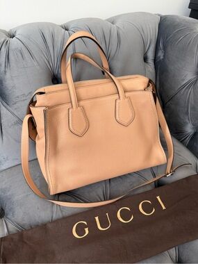 Gucci Pebbled Leather Shoulder Tote in Beige-Tan